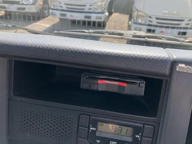 いすゞ エルフ TPG-NJR85A(2WD)の写真40