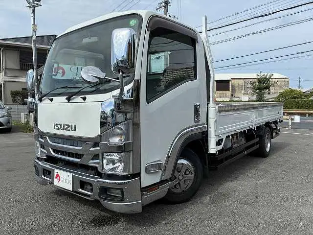 いすゞ エルフ TRG-NLR85AR(2WD)の写真1