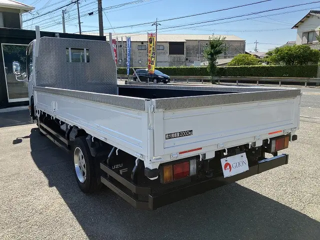 いすゞ エルフ TRG-NLR85AR(2WD)の写真6