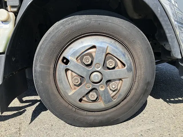 いすゞ エルフ TRG-NLR85AR(2WD)の写真23