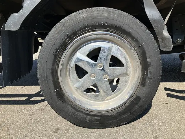 いすゞ エルフ TRG-NLR85AR(2WD)の写真29