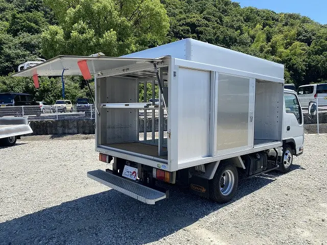 いすゞ エルフ TRG-NJR85AN(2WD)の写真15