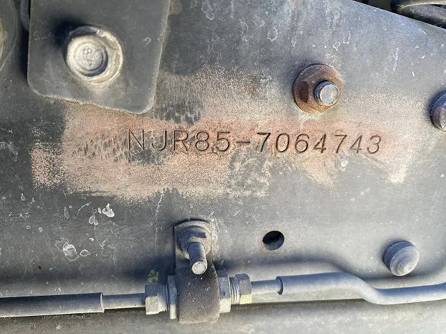 いすゞ エルフ TRG-NJR85AN(2WD)の写真21