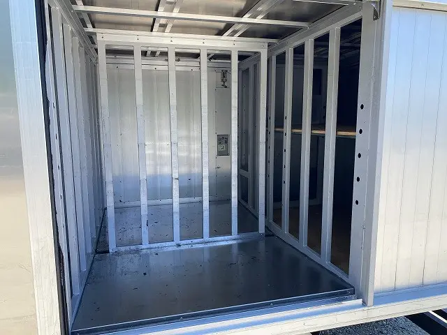 いすゞ エルフ TRG-NJR85AN(2WD)の写真27