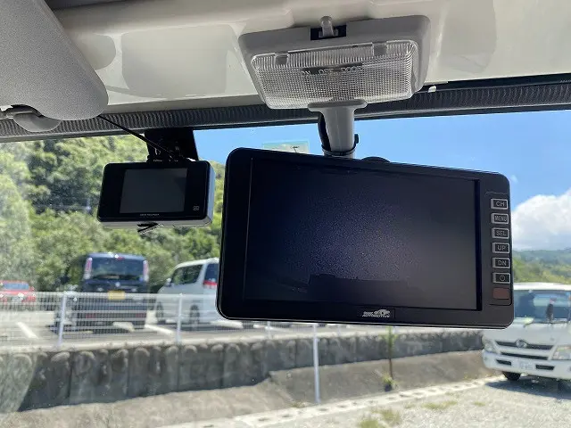 いすゞ エルフ TRG-NJR85AN(2WD)の写真38