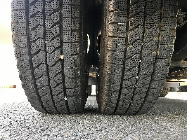 いすゞ エルフ TPG-NJS85A(4WD)の写真33