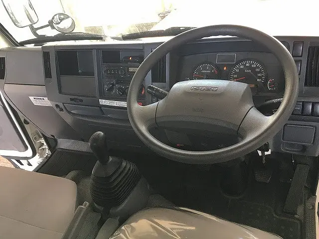 いすゞ エルフ TPG-NJS85A(4WD)の写真42