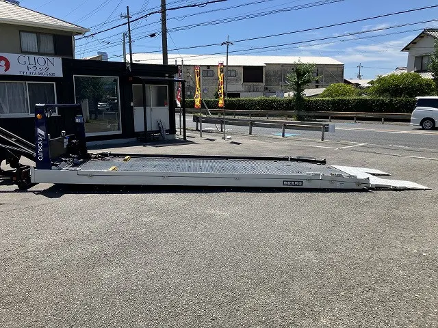 いすゞ エルフ 2RG-NPR88AN(2WD)の写真9