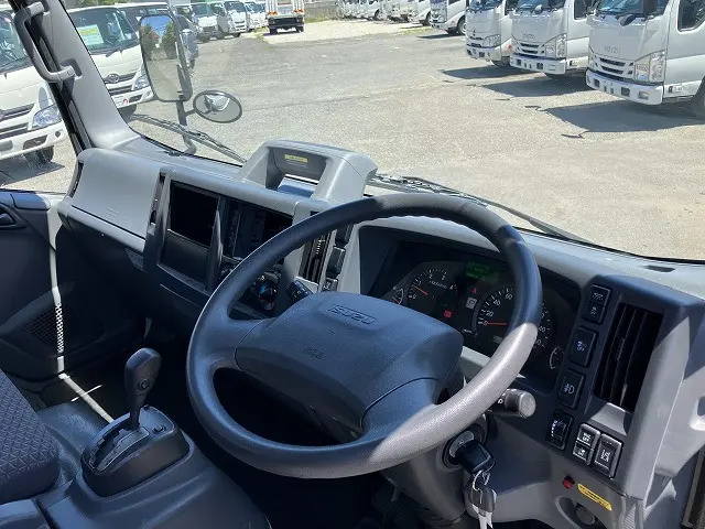 いすゞ エルフ 2RG-NPR88AN(2WD)の写真38