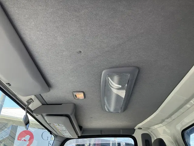 いすゞ エルフ 2RG-NPR88AN(2WD)の写真47