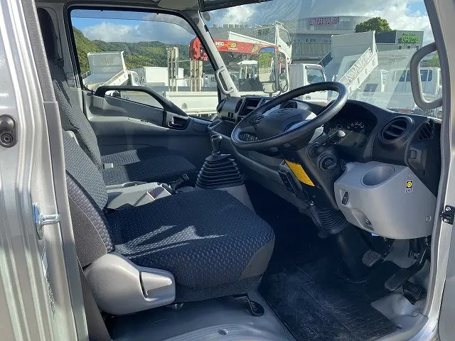 日野 デュトロ 2KG-XZU720M(2WD)の写真33