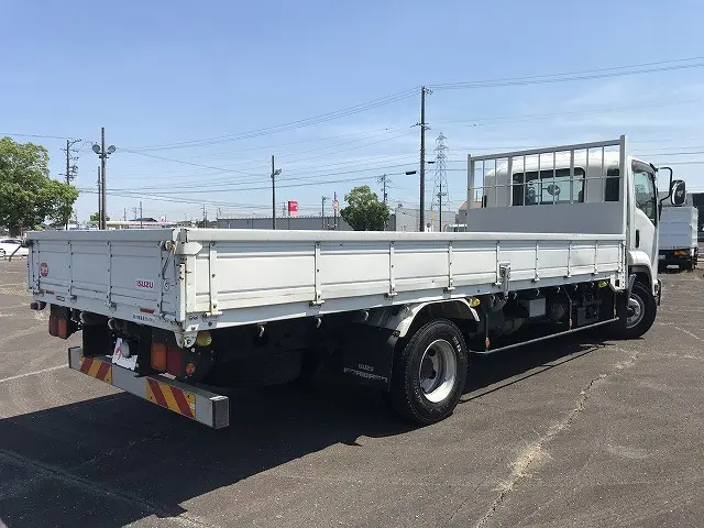 いすゞ フォワード TKG-FRR90S2(2WD)の写真8