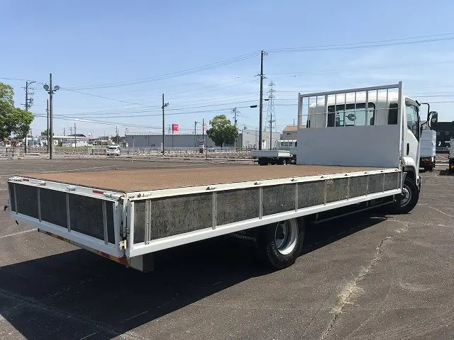 いすゞ フォワード TKG-FRR90S2(2WD)の写真15