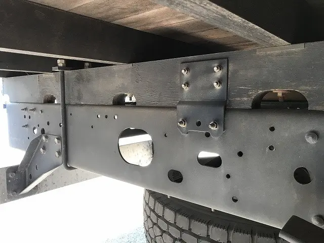 いすゞ フォワード TKG-FRR90S2(2WD)の写真31