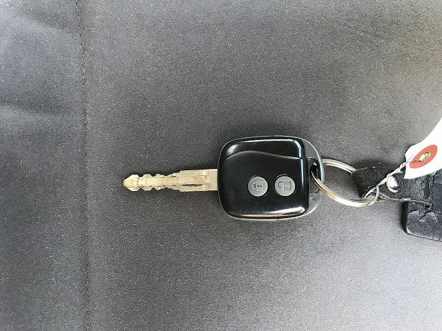 いすゞ フォワード TKG-FRR90S2(2WD)の写真38