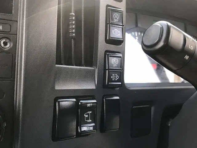 いすゞ フォワード TKG-FRR90S2(2WD)の写真42