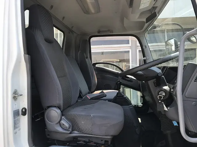 いすゞ フォワード TKG-FRR90S2(2WD)の写真46