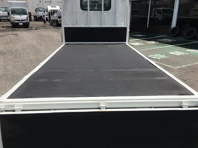 いすゞ エルフ TPG-NJS85A(4WD)の写真16