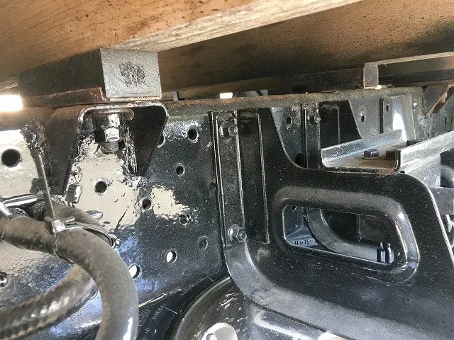 いすゞ エルフ TPG-NJS85A(4WD)の写真35