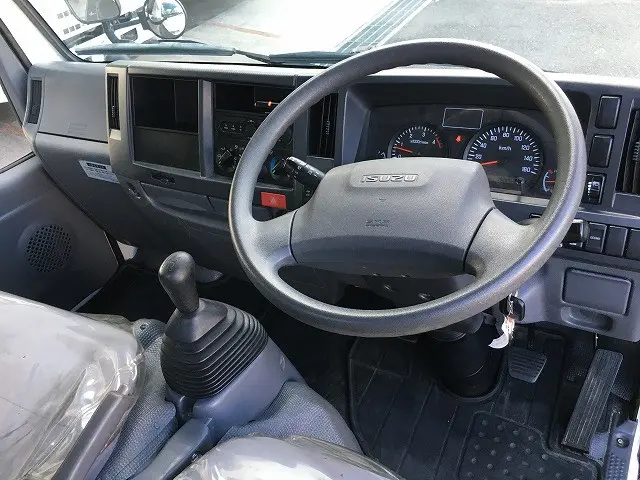 いすゞ エルフ TPG-NJS85A(4WD)の写真42
