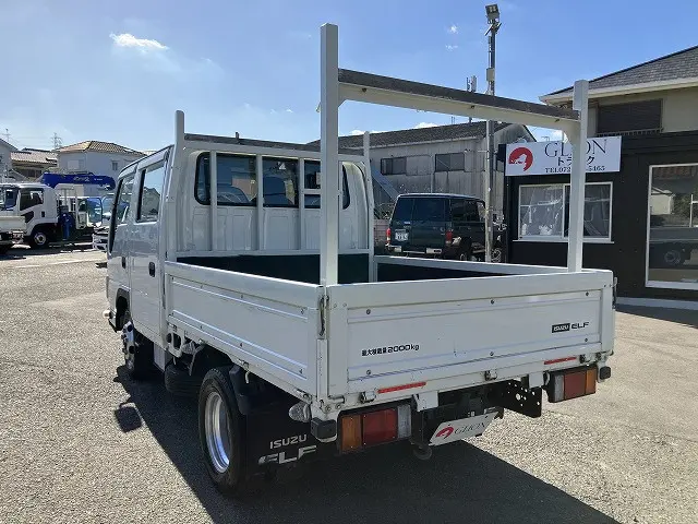 いすゞ エルフ 2RG-NJR88A(2WD)の写真6