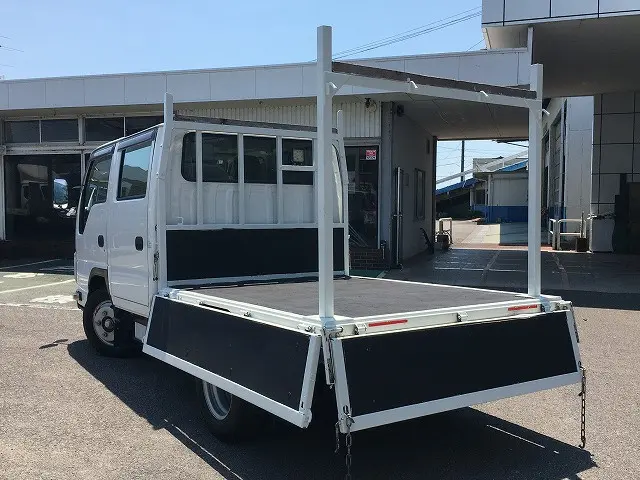 いすゞ エルフ 2RG-NJR88A(2WD)の写真19