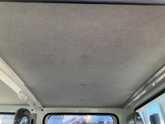 いすゞ エルフ 2RG-NJR88A(2WD)の写真46