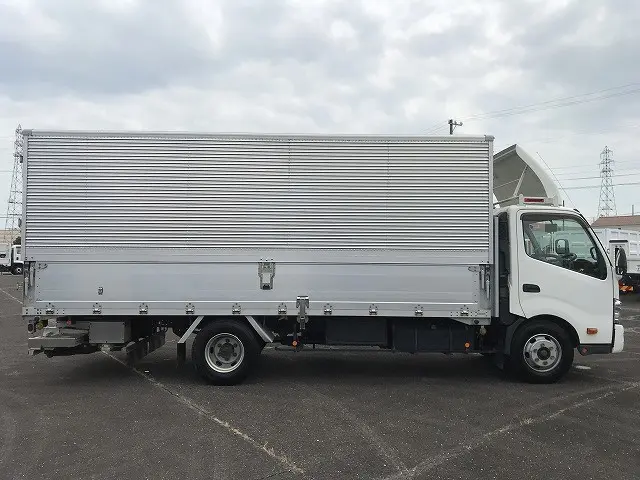 トヨタ ダイナ TDG-XZU722(2WD)の写真13