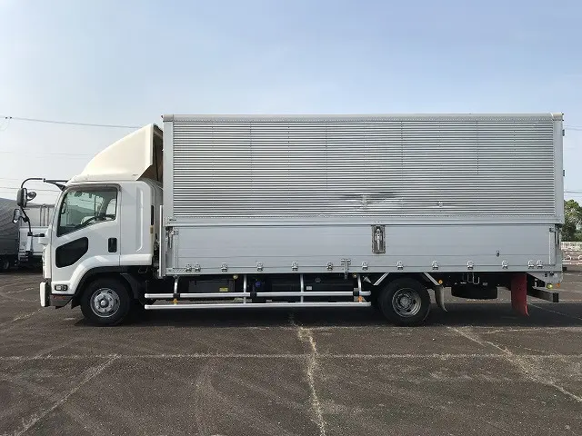いすゞ フォワード 2RG-FRR90S2(2WD)の写真15