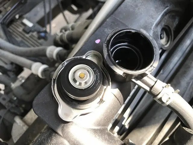 いすゞ フォワード 2RG-FRR90S2(2WD)の写真21