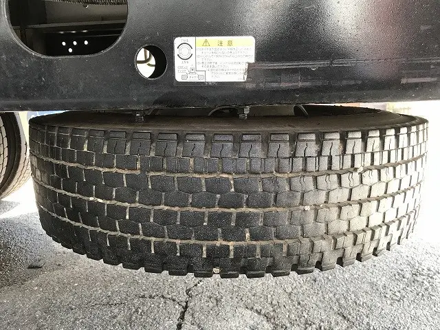 いすゞ フォワード 2RG-FRR90S2(2WD)の写真34