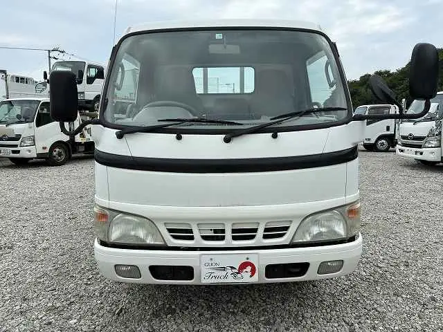 トヨタ ダイナ GE-RZU340(2WD)の写真2