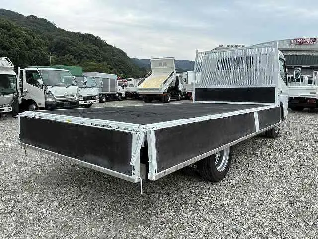 三菱 キャンター PDG-FE83DY(2WD)の写真15