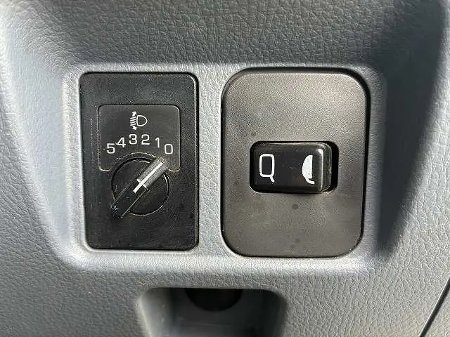 三菱 キャンター PDG-FE83DY(2WD)の写真44