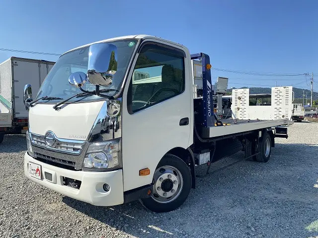 日野 デュトロ TPG-XZU722M(2WD)の写真1