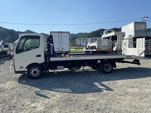 日野 デュトロ TPG-XZU722M(2WD)の写真4