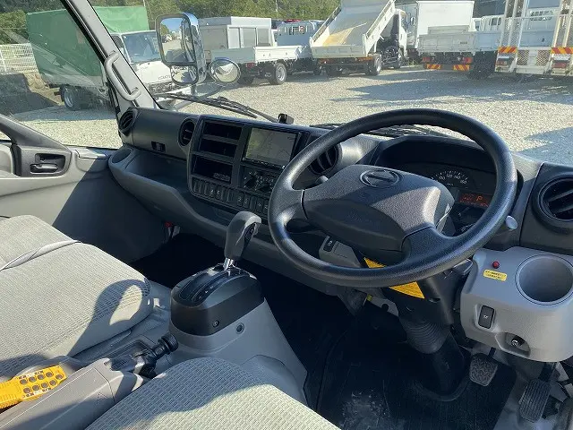 日野 デュトロ TPG-XZU722M(2WD)の写真23