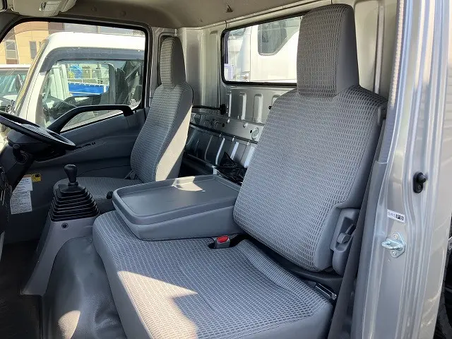 日野 デュトロ TKG-XZU722M(2WD)の写真45