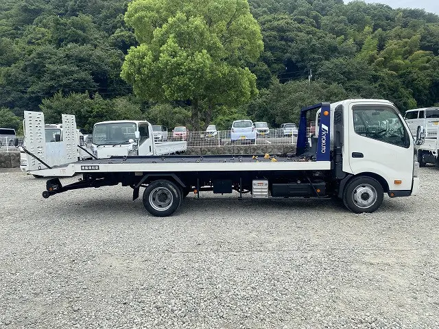 日野 デュトロ 2RG-XZU722M(2WD)の写真5