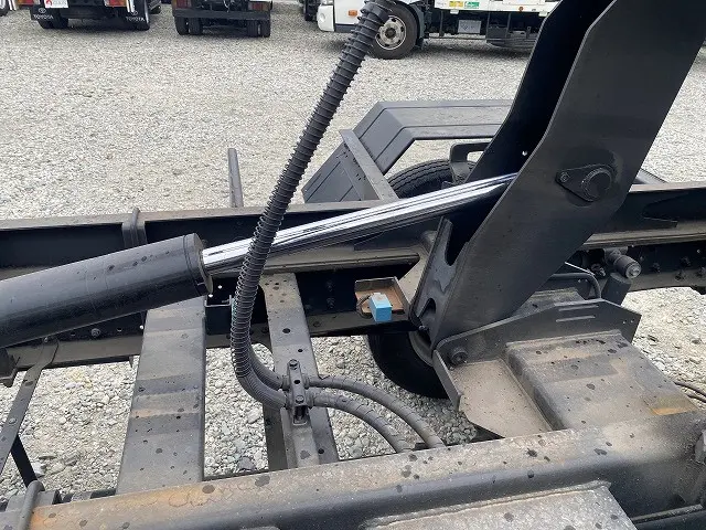 日野 デュトロ 2RG-XZU722M(2WD)の写真32