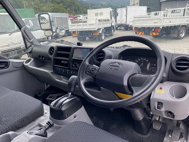 日野 デュトロ 2RG-XZU722M(2WD)の写真38