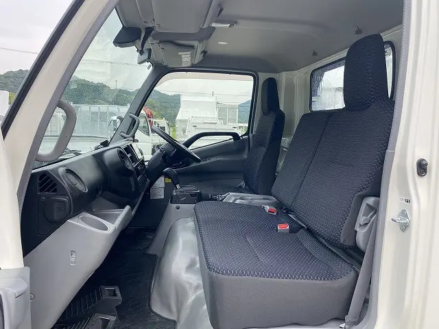 日野 デュトロ 2RG-XZU722M(2WD)の写真45