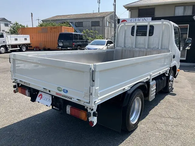 日野 デュトロ 2RG-XZU605M(2WD)の写真8