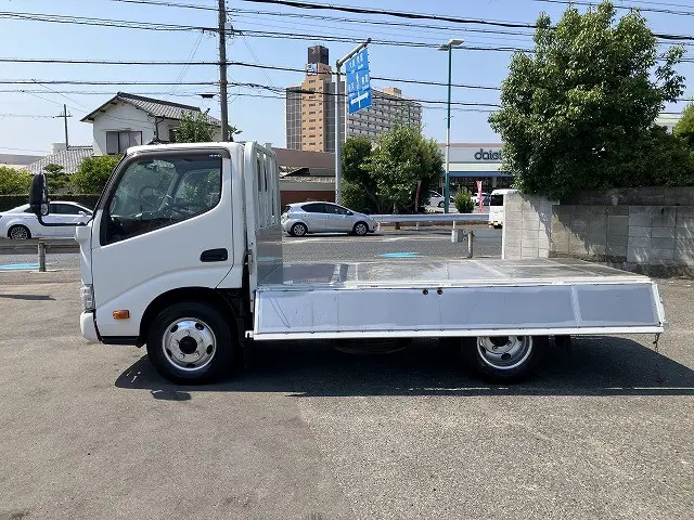 日野 デュトロ 2RG-XZU605M(2WD)の写真11