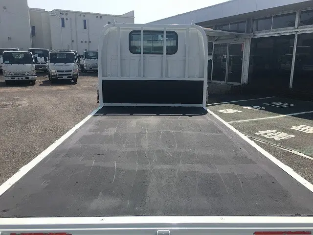 いすゞ エルフ TPG-NJS85A(4WD)の写真16