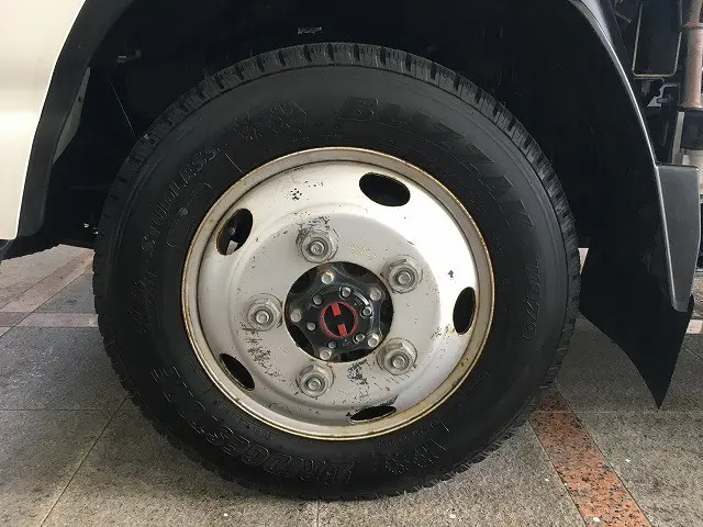 いすゞ エルフ TPG-NJS85A(4WD)の写真25