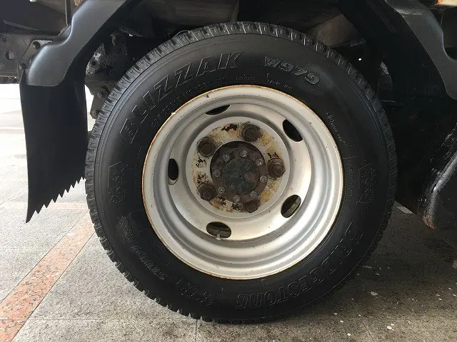 いすゞ エルフ TPG-NJS85A(4WD)の写真27