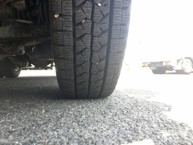 いすゞ エルフ TPG-NJS85A(4WD)の写真30