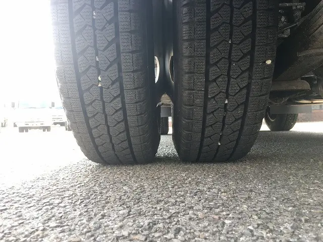 いすゞ エルフ TPG-NJS85A(4WD)の写真33