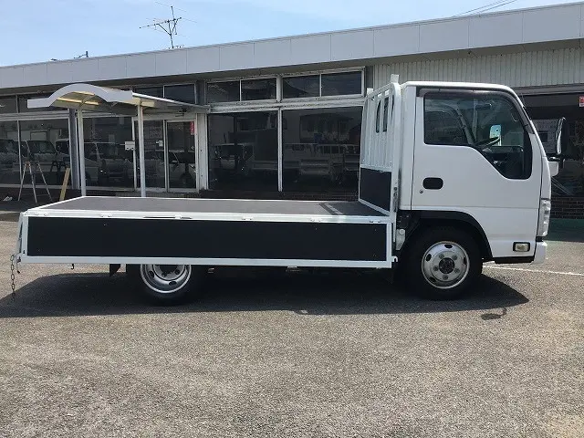 いすゞ エルフ TPG-NJS85A(4WD)の写真12